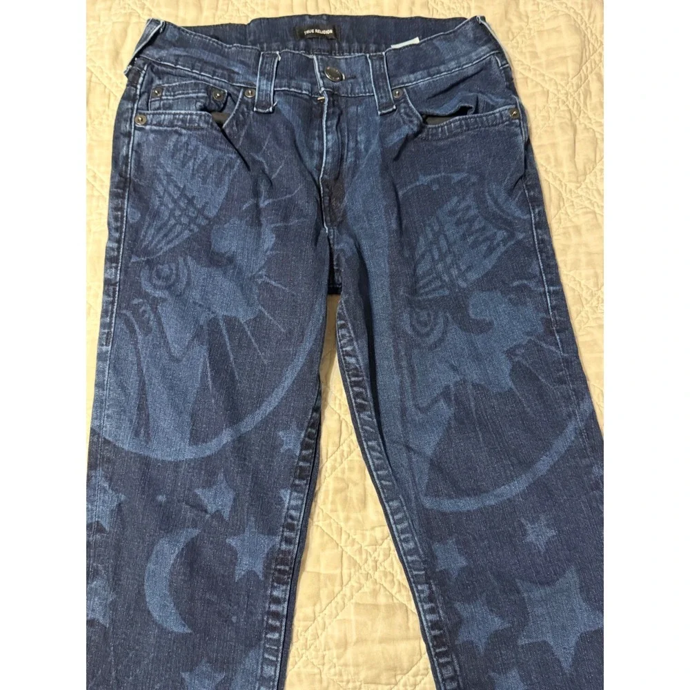 True Religion Geno Slim Straight Lasered Celestial Stars Moon Jean Blue Mens 32
